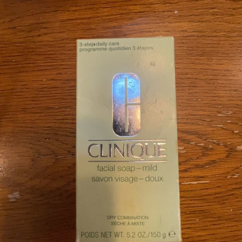 Clinique dry combination facial soap